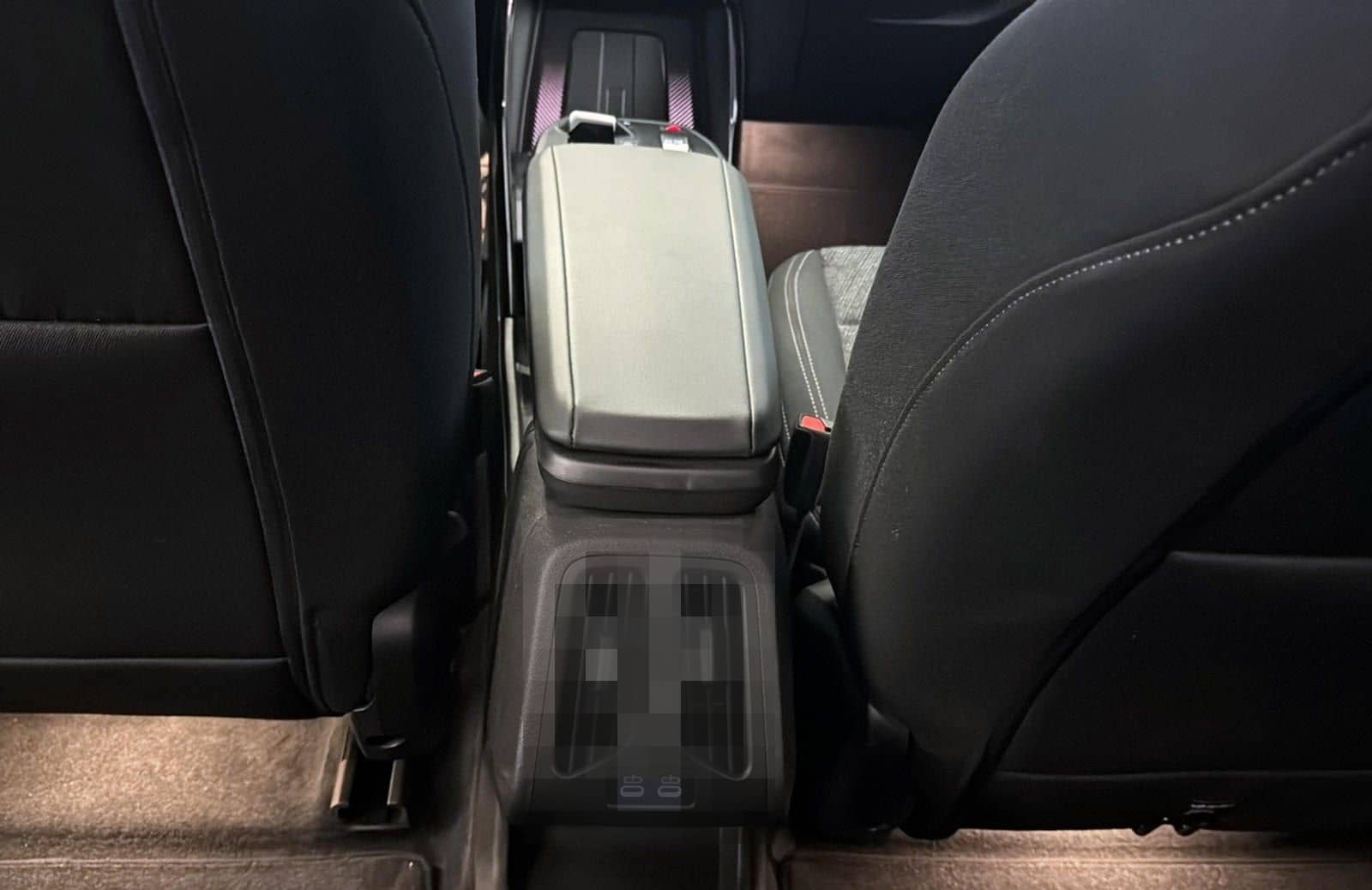 BMW iX1 eDrive20 AHK Kamera Driv.Assist LED foto 16