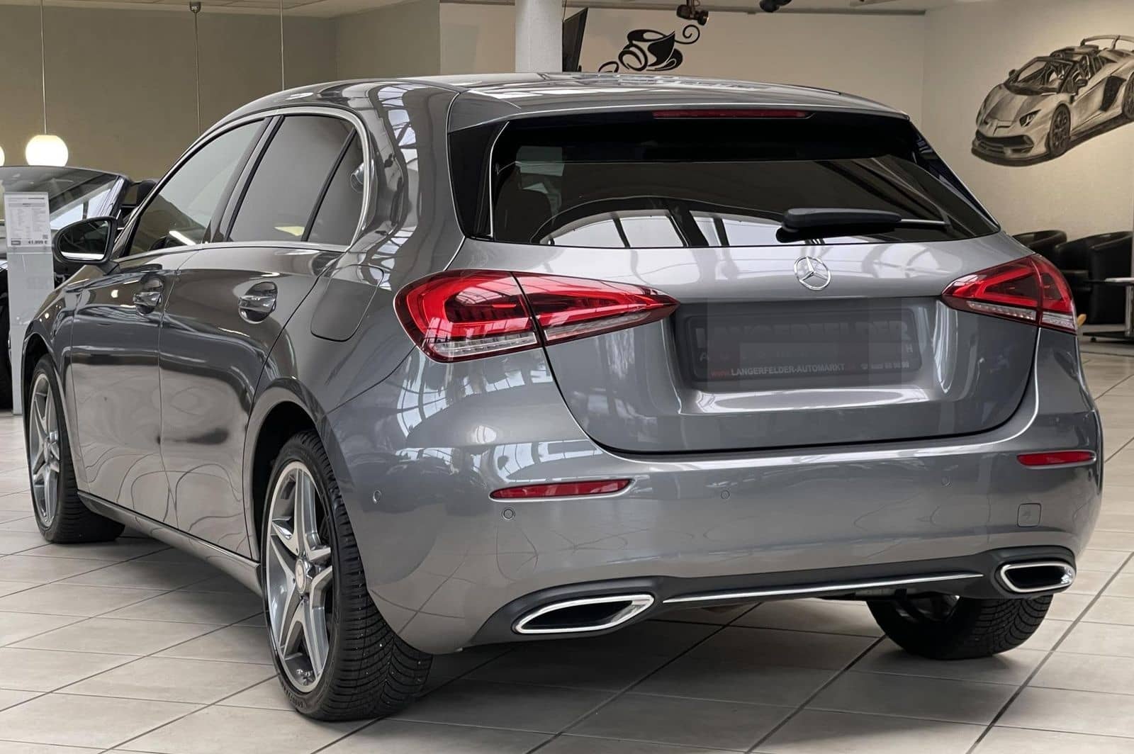 Mercedes-Benz A 220 Progressive 4Matic*AMG*STDHZG*MBUX*AHK*LED foto 6