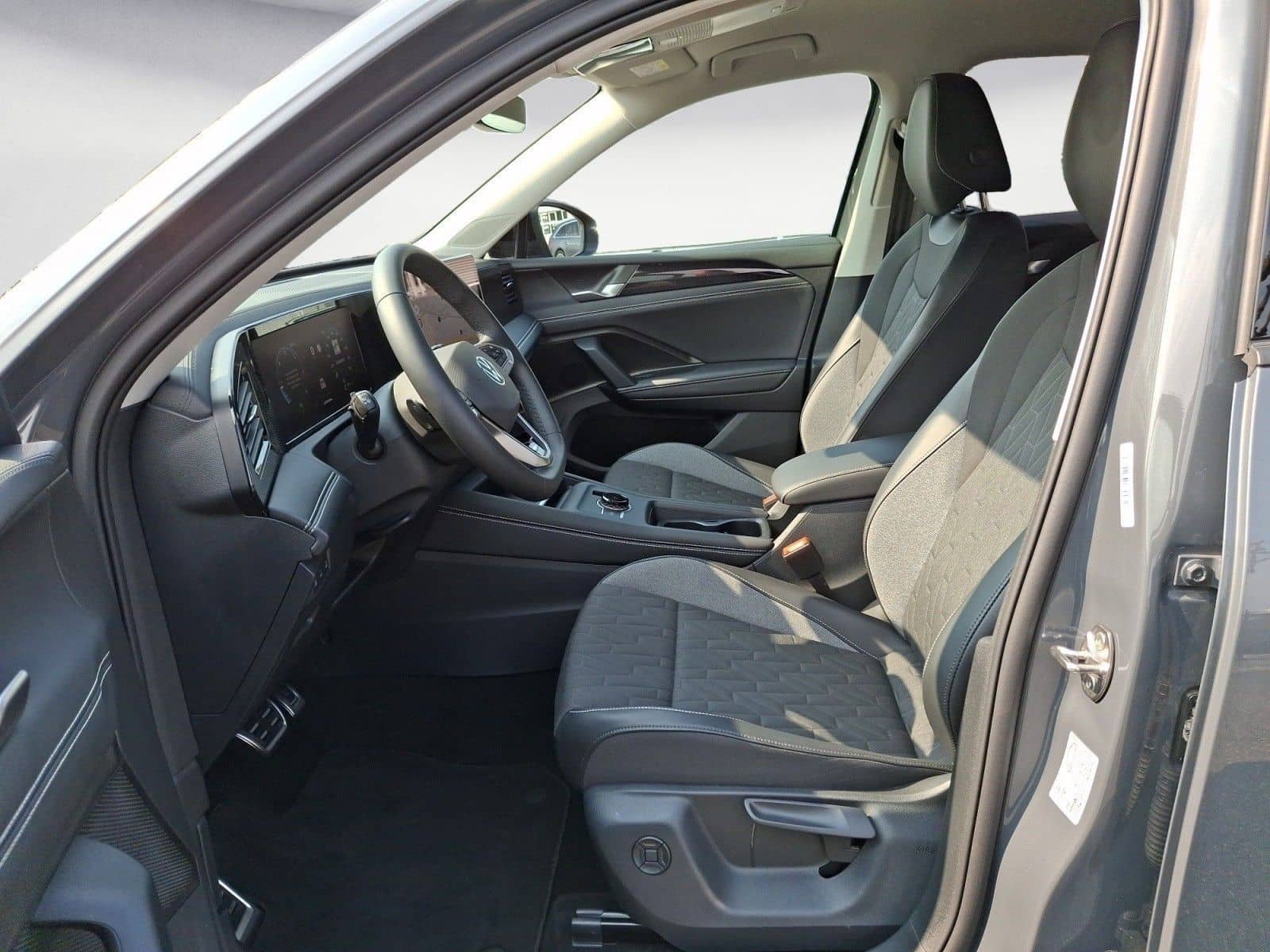 Volkswagen Tiguan 2.0 TDI SCR DSG Life AHK TrailerAssist LE foto 8