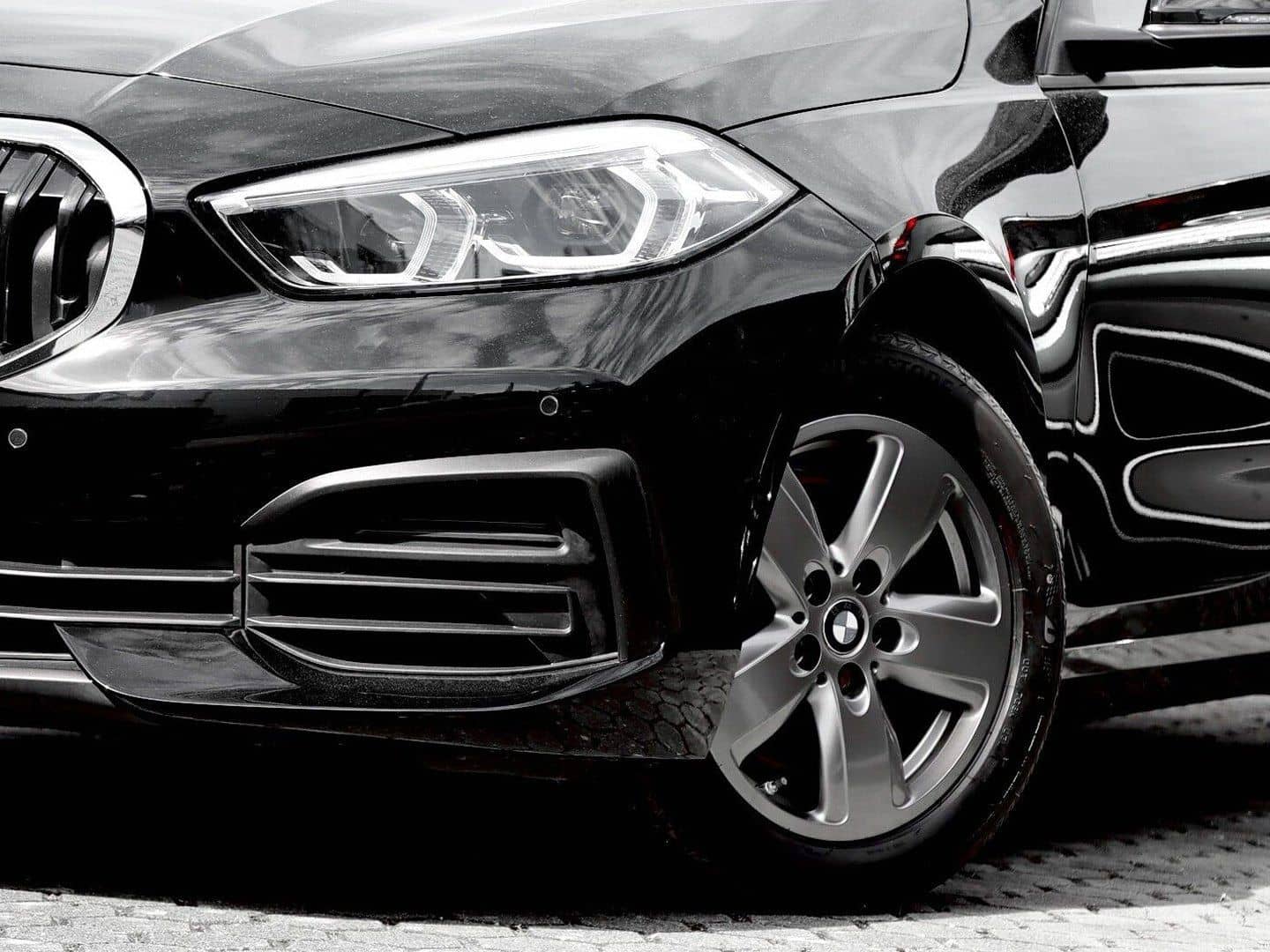 BMW 118i Advantage Live Cockpit LED foto 4