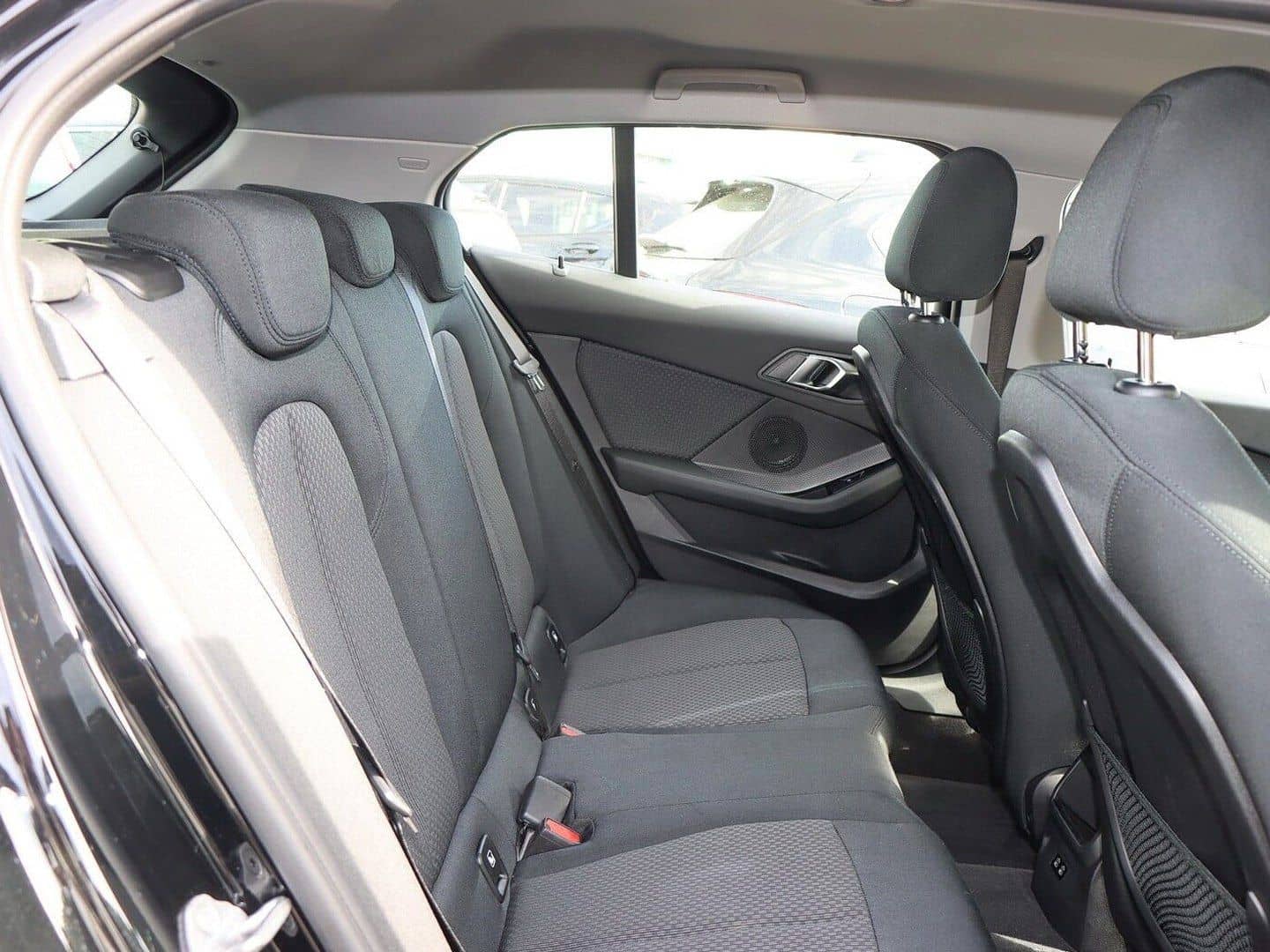 BMW 118i Advantage Live Cockpit LED foto 8