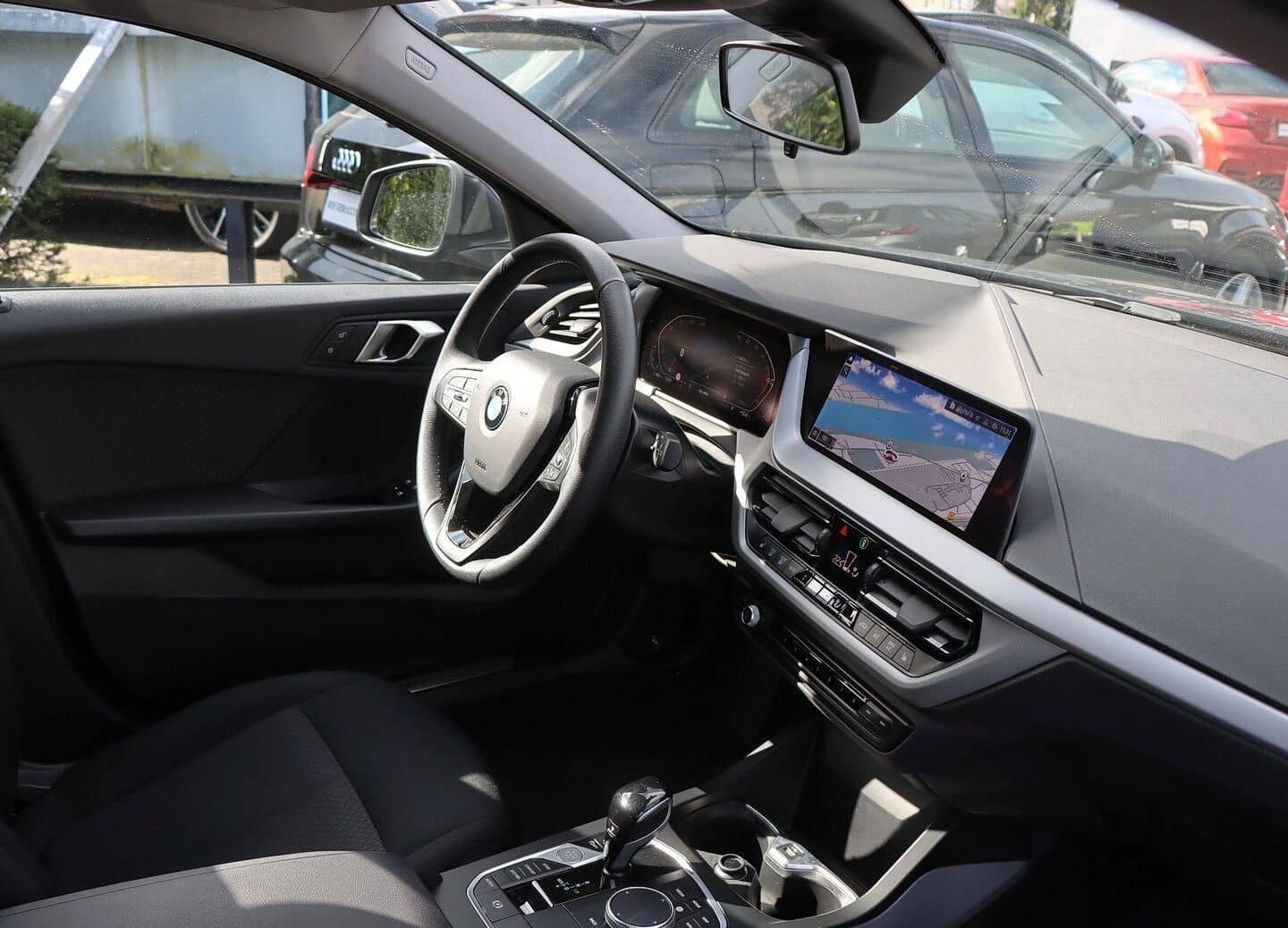 BMW 118i Advantage PDC Sitzheizung Alu foto 7