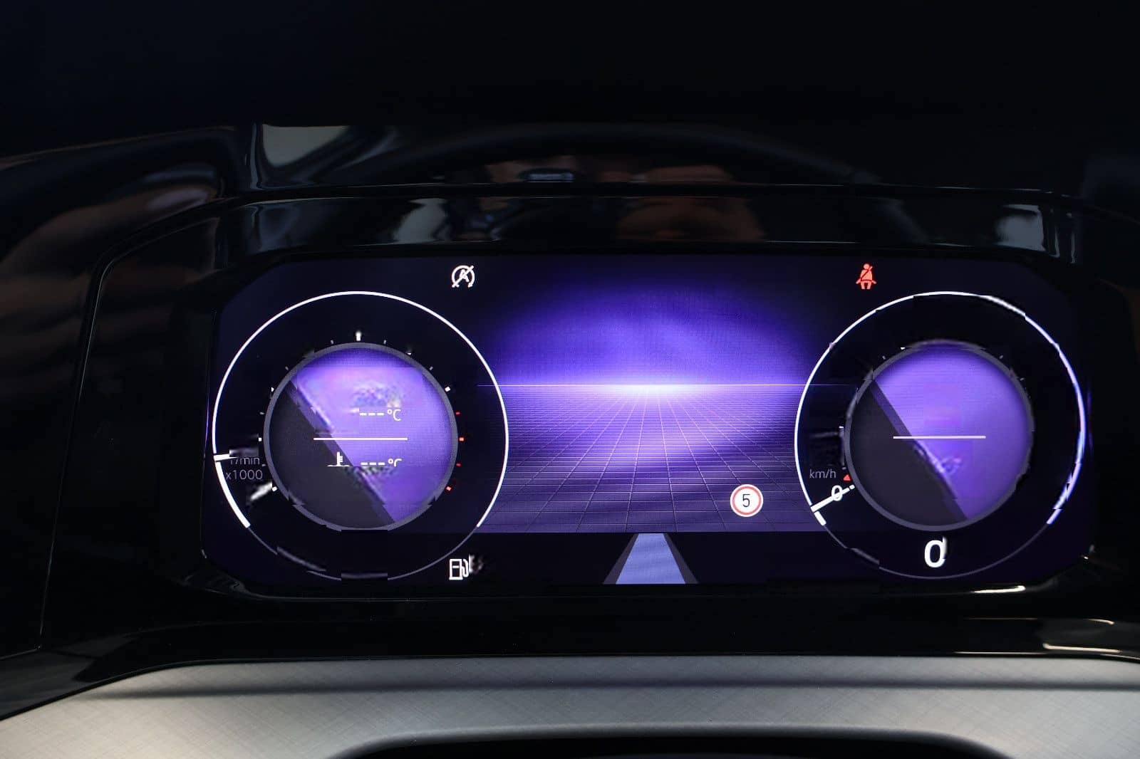 Volkswagen Golf VIII Var. Life 1.5 eTSI AID+ACC+LED+AHK foto 8