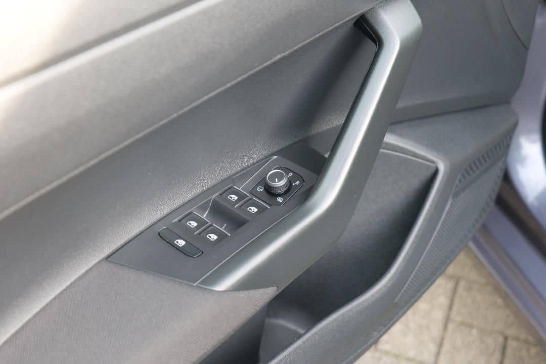 Volkswagen Polo Style 1.0 TSO 110PS DSG APP WIRELESS+CLIMAT foto 18