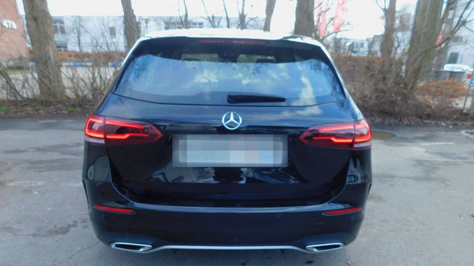 Mercedes-Benz B 200 7G AMG Navi AHK Panorama Kamera LED Leder foto 6