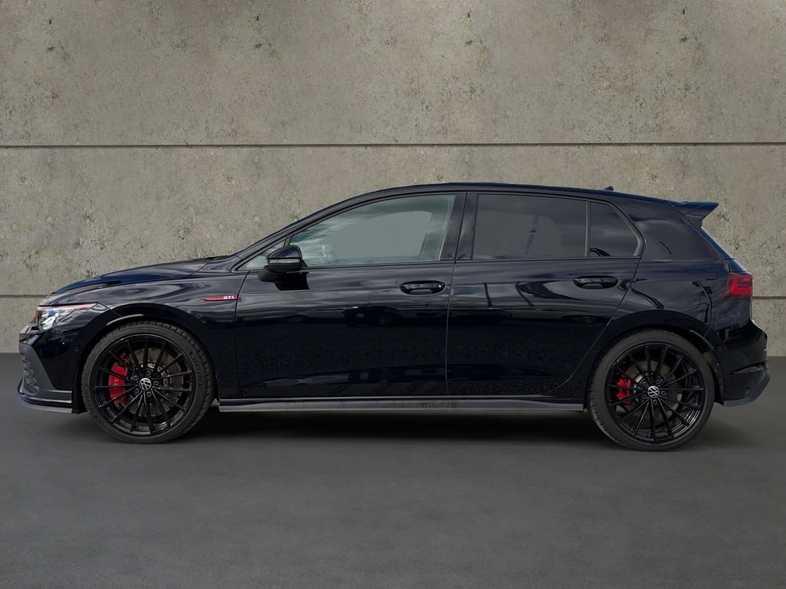 Volkswagen Golf VIII Lim. GTI Clubsport *RFK*NAVI*HU-D*PANO foto 2