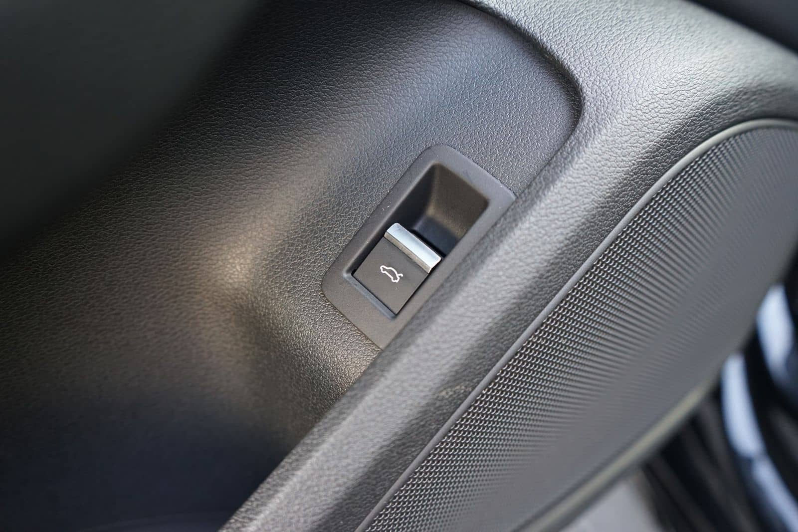 Audi A4 Avant 40 TDI S-Line quattro Aut. LED ACC Navi foto 16