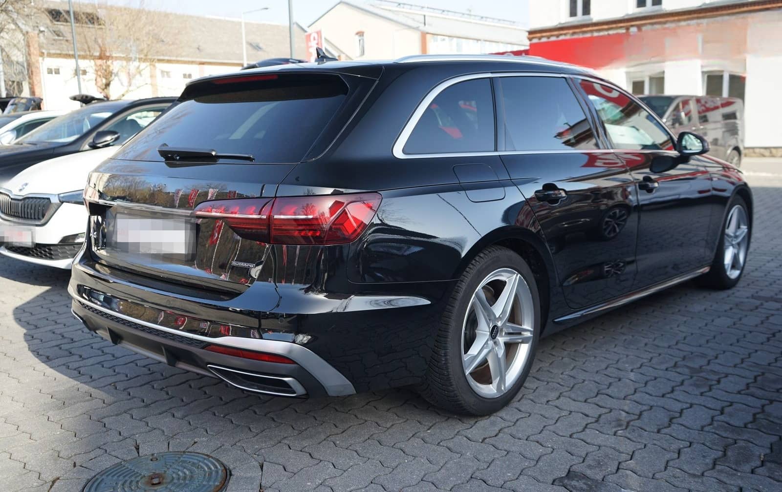 Audi A4 Avant 40 TDI S-Line quattro Aut. LED ACC Navi foto 8