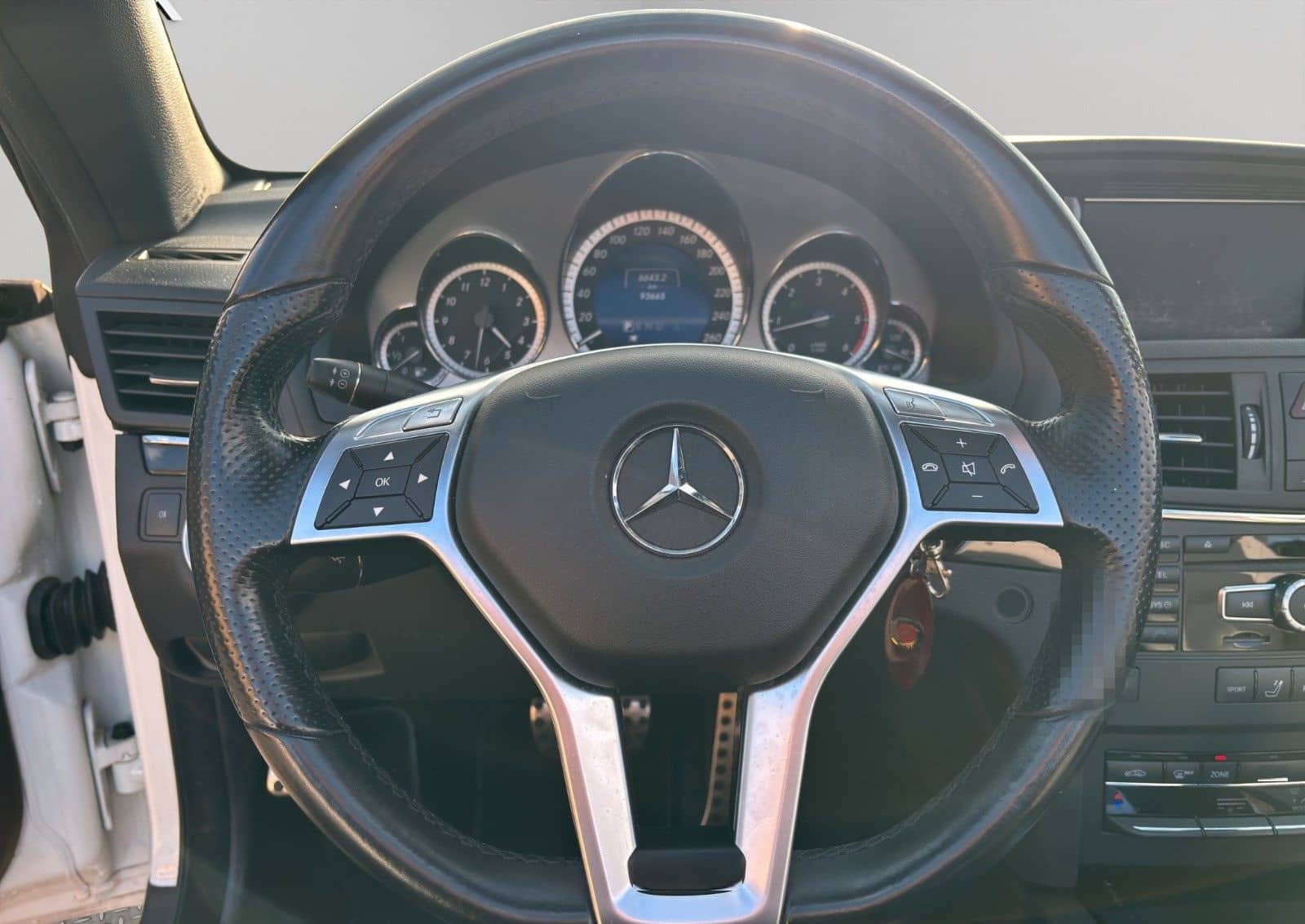 Mercedes-Benz E 350 E Cabrio AMG-Line foto 10