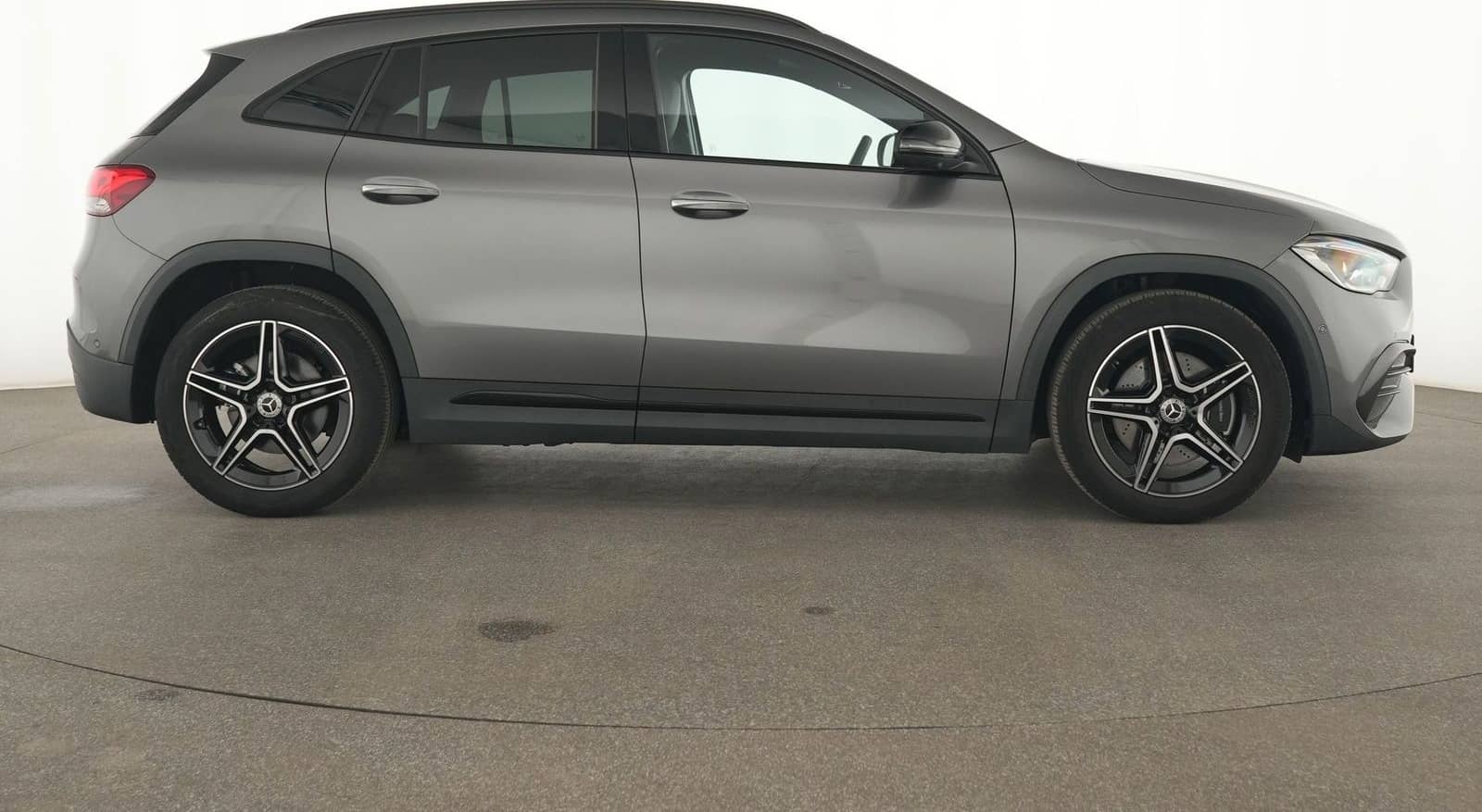 Mercedes-Benz GLA 200 AMG Line Multibeam-LED|Night-Paket|Navi foto 6