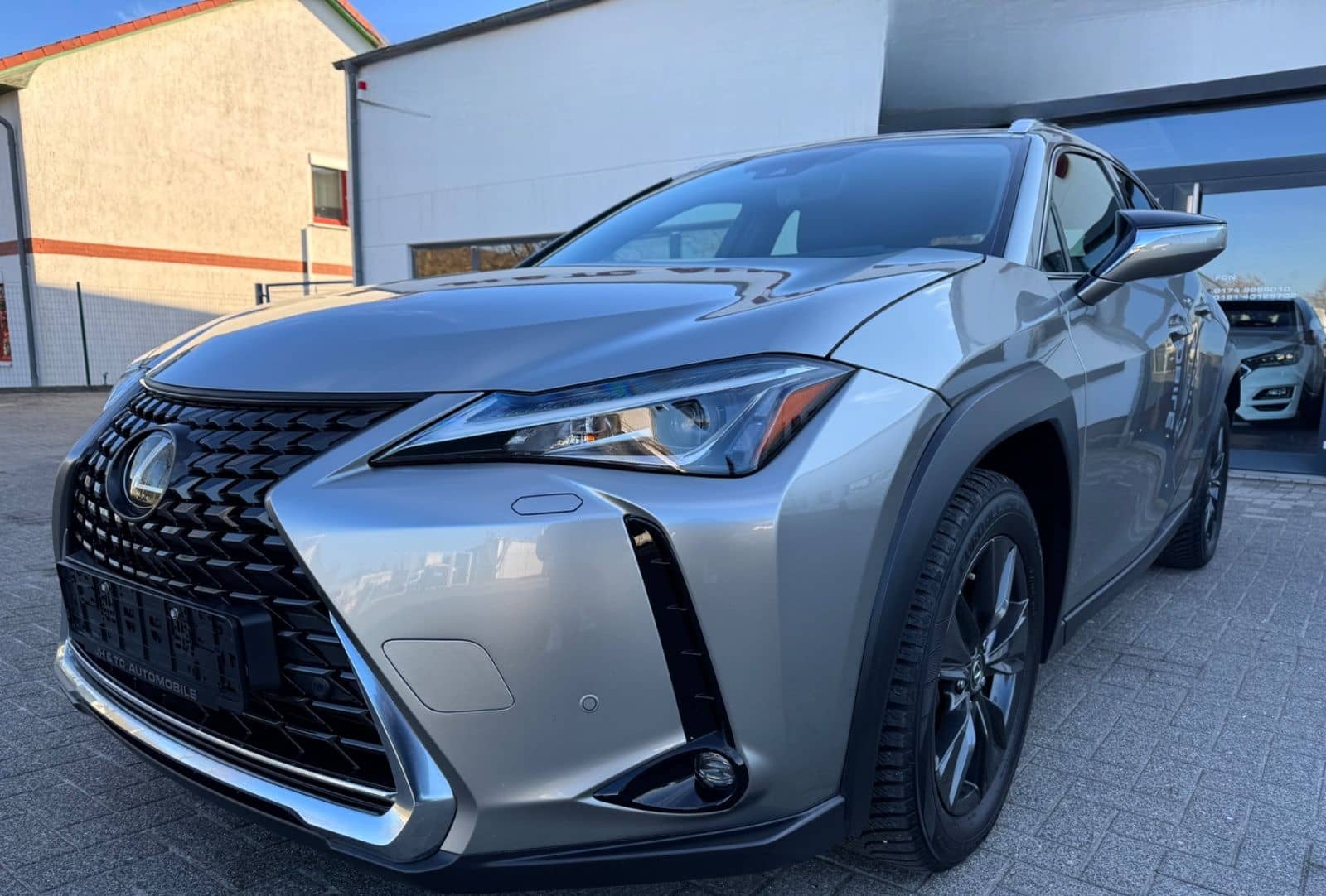 Lexus UX 200 Luxury Line/ACC/LED/Sitzh/Navi/Kamera foto 1