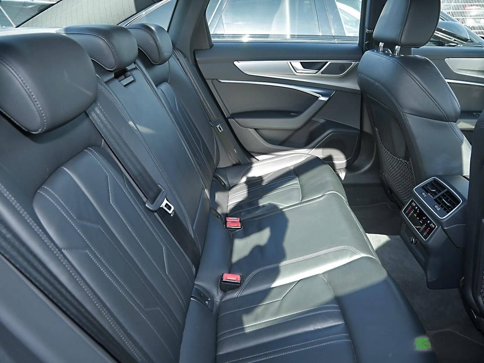 Audi A6 Lim 55 TFSI quattro S tr. PANO/NAVI/RFK/ACC foto 6