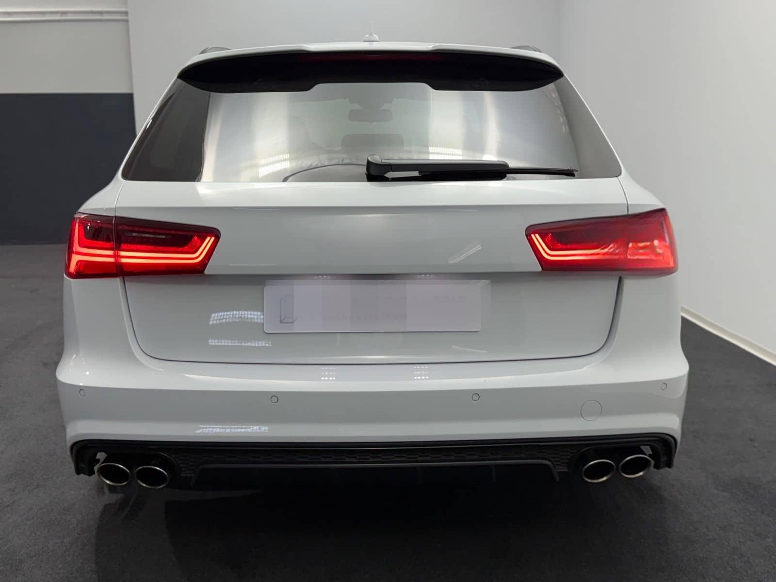 Audi S6 Avant 4.0 TFSI quattro foto 20