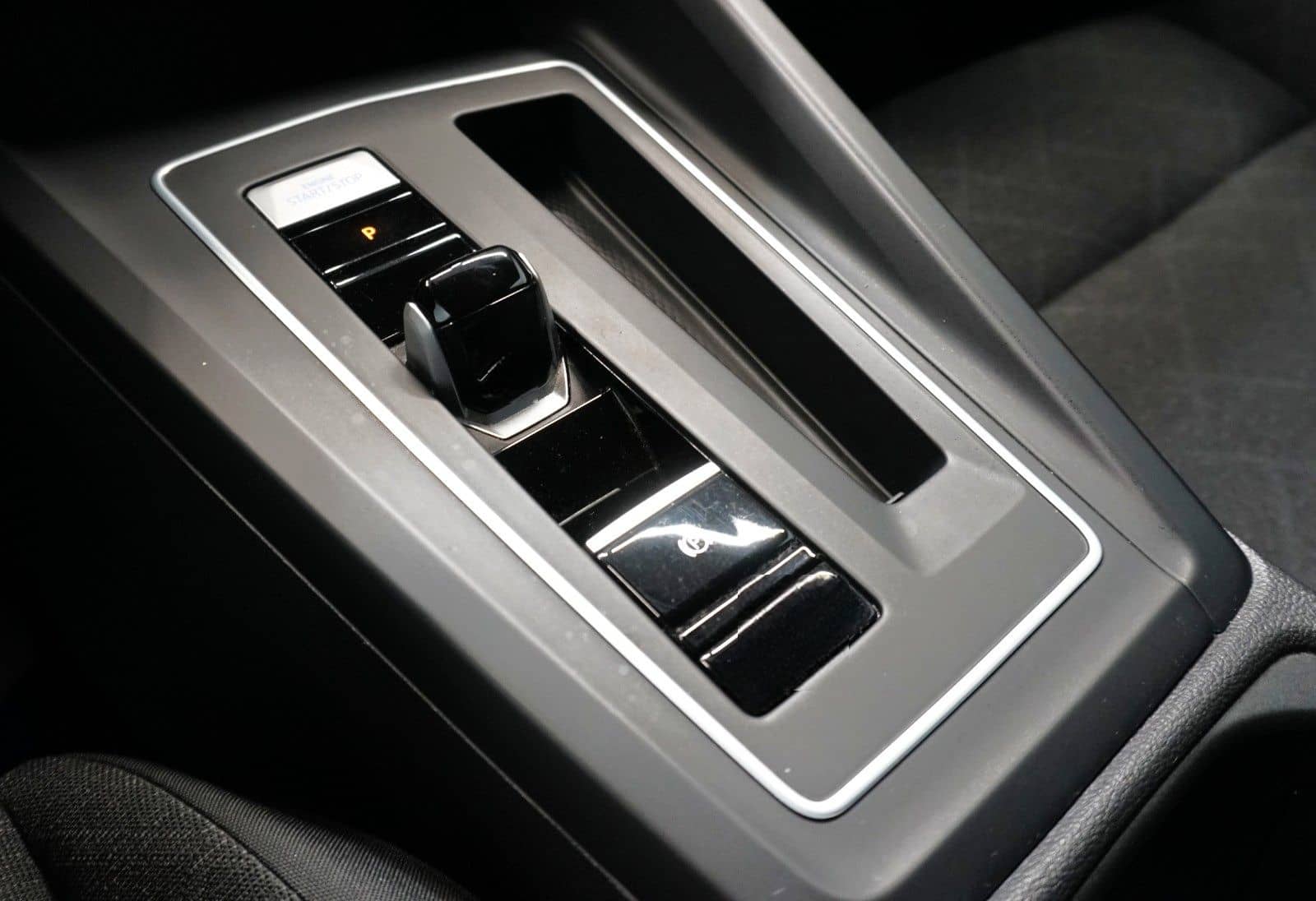 Volkswagen Golf VIII Variant Life 2.0 TDI *AHK*LED*NAVI*PDC foto 15