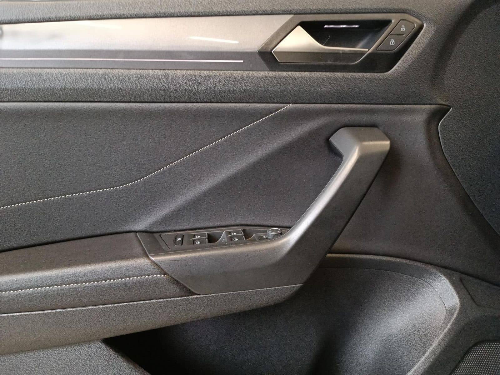 Volkswagen T-Roc 1.5 TSI STYLE Navi*LED*ACC*DC*App-Connect foto 16