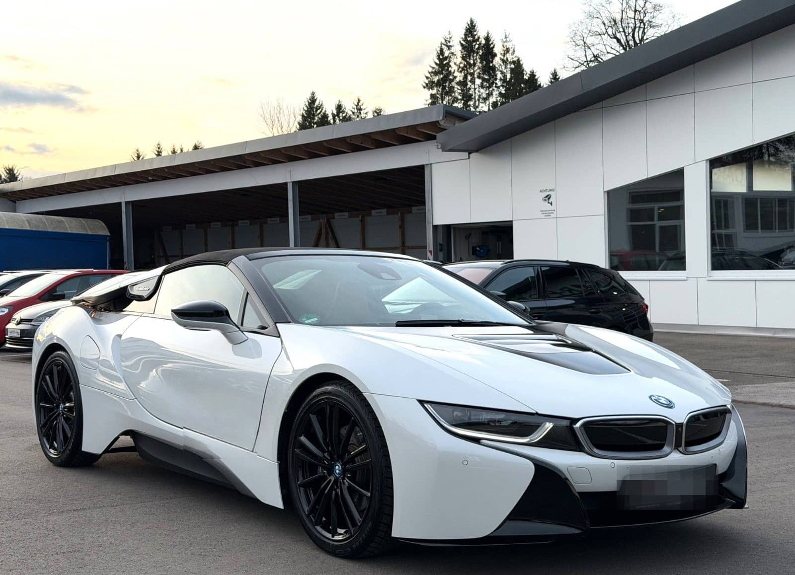 BMW i8 Roadster foto 5