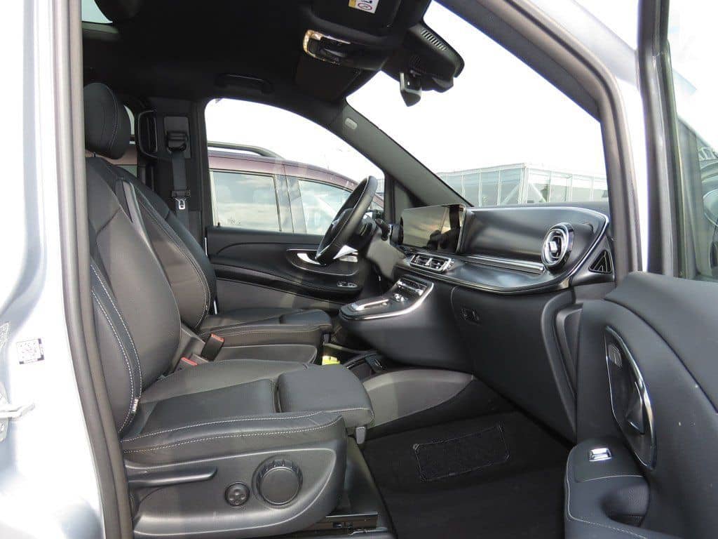 Mercedes-Benz V 300 d Avantgarde 4x4 lang AMG AIRMATIC Pano 9G foto 9