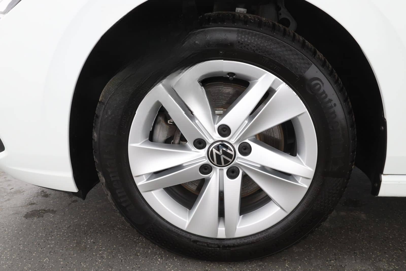 Volkswagen Golf VIII Variant 2.0 TDI DSG Life | NAVI | ACC foto 8