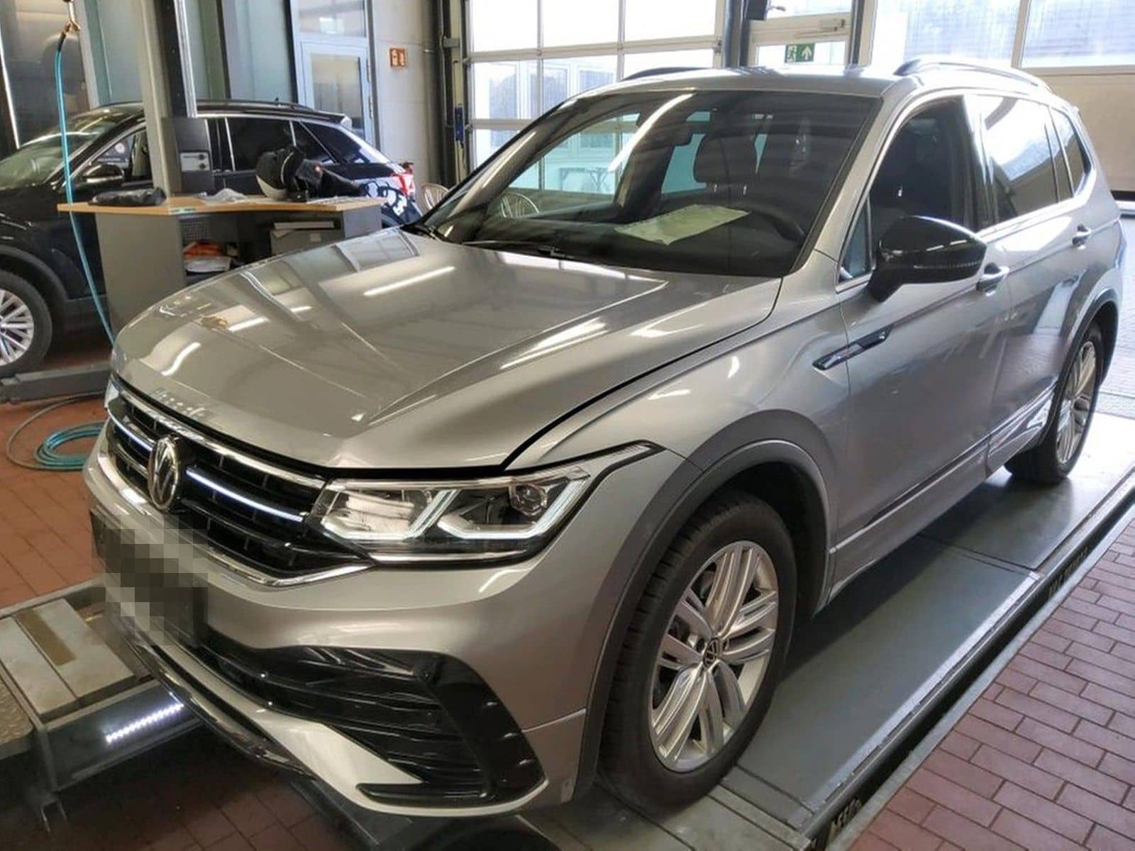 Volkswagen Tiguan Allspace 2.0 TSI DSG 4M R-Line Black Styl foto 3