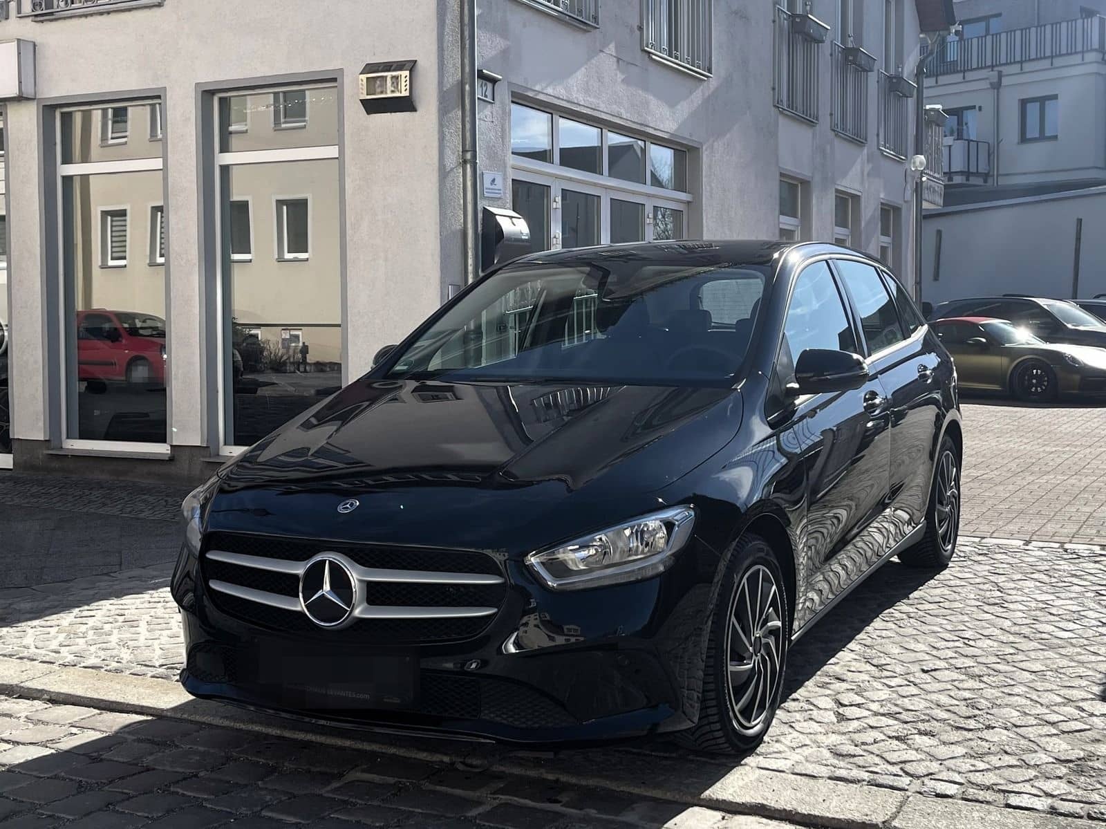Mercedes-Benz B 250 e GARANTIE SITZHZG MBUX NAVI SPUR foto 2