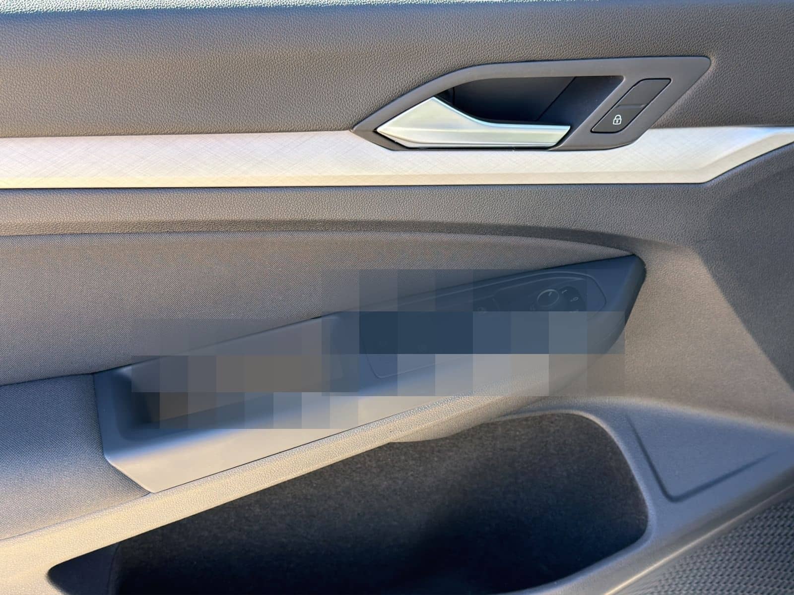 Volkswagen Golf Variant 2.0TDI Life LED/AHK/StHz/App/Navi/A foto 11