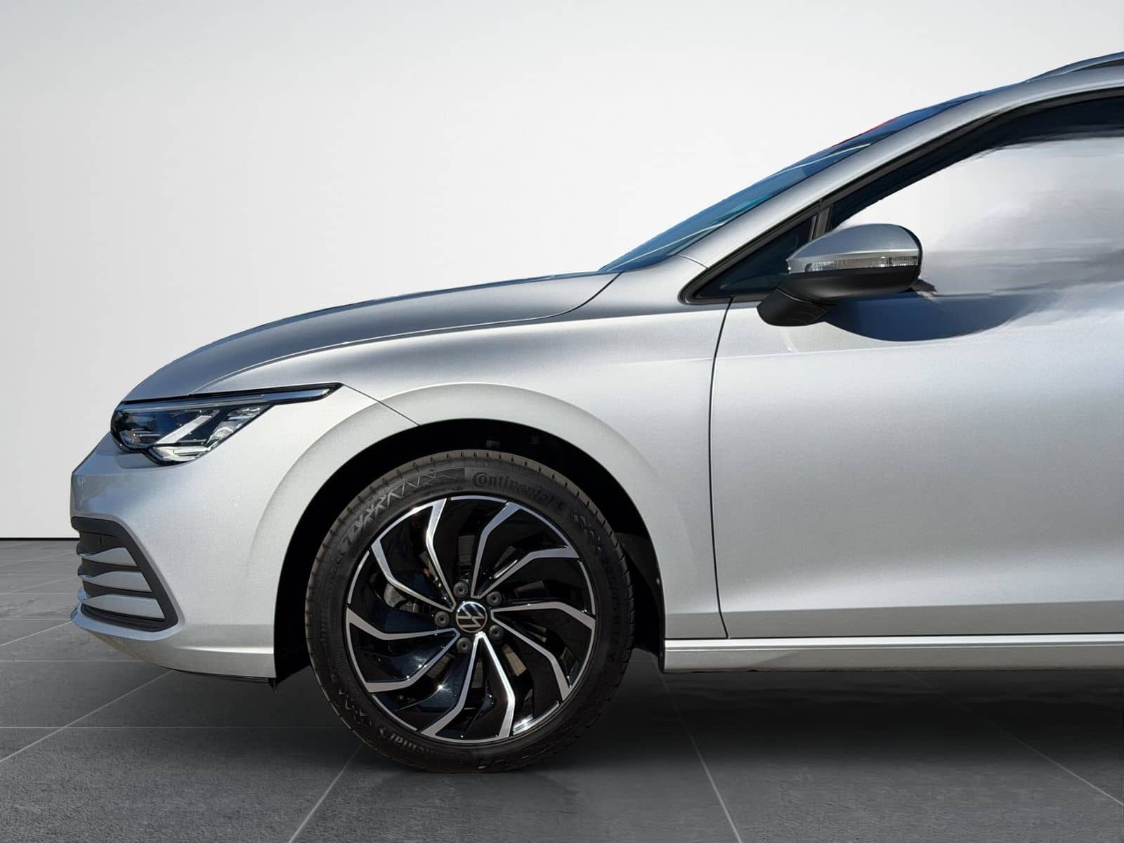 Volkswagen Golf Variant 2.0TDI Life LED/AHK/StHz/App/Navi/A foto 23