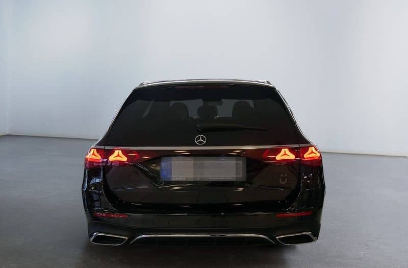 Mercedes-Benz E 300 de T-Modell mit EQ Hybrid Technologie AMG foto 4