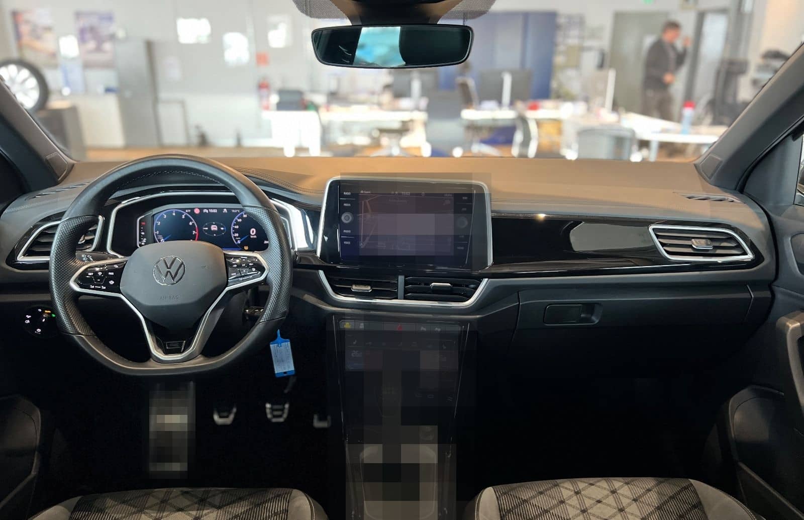 Volkswagen T-Roc R-Line/KAMERA/NAVI/AHK/LED-SCHEINWERFER foto 17