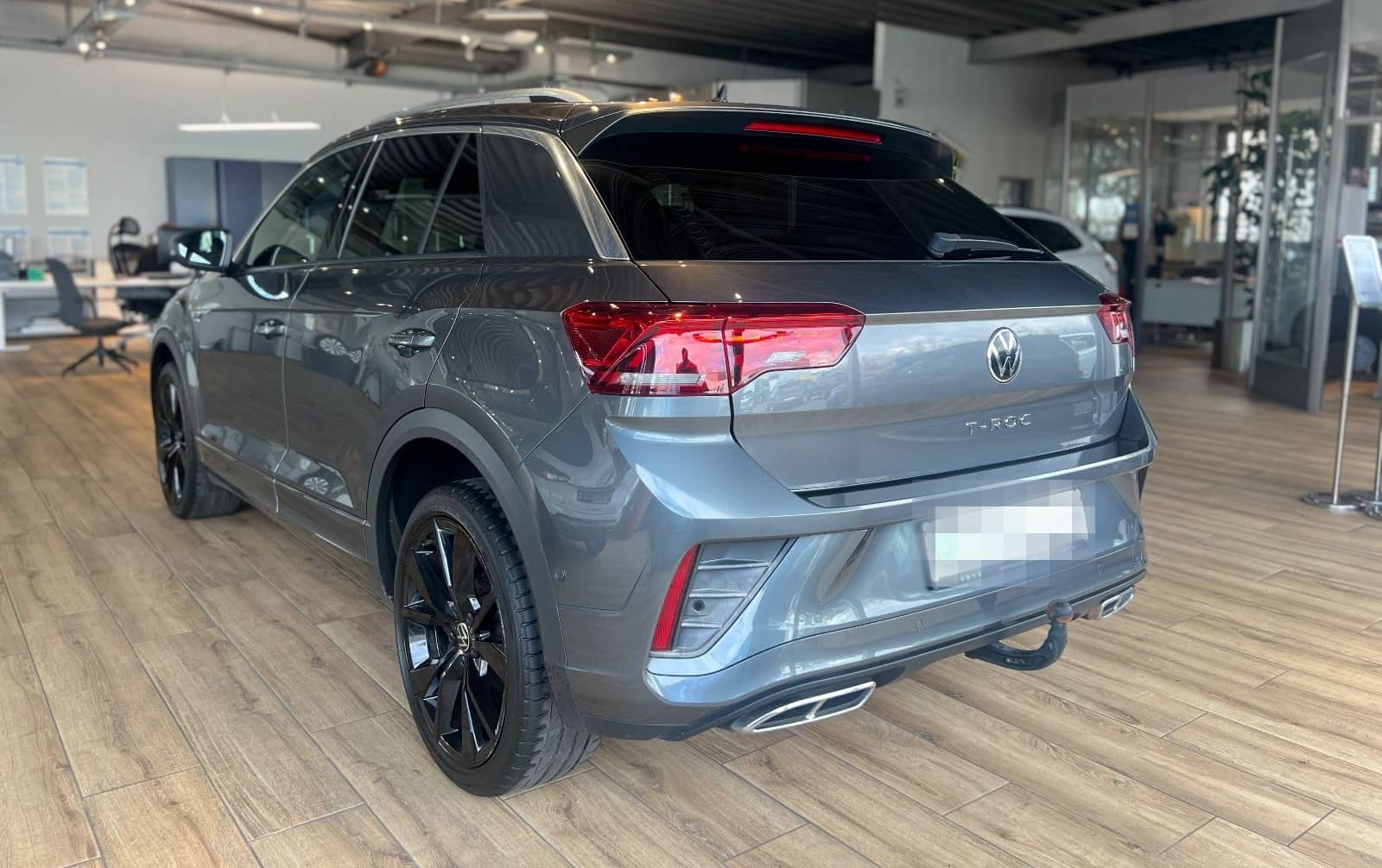 Volkswagen T-Roc R-Line/KAMERA/NAVI/AHK/LED-SCHEINWERFER foto 7