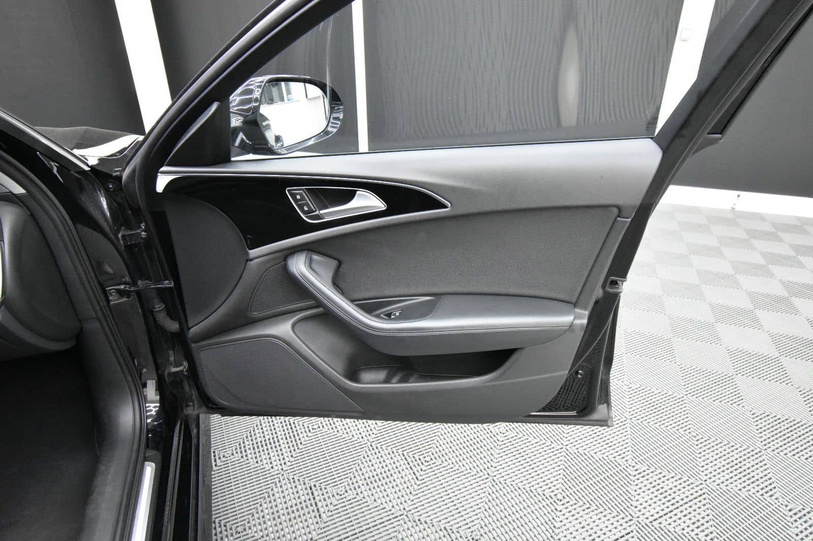 Audi A6 Avant 2.HAND SHZ STNDHZ RFK NAVI Vollleder foto 10