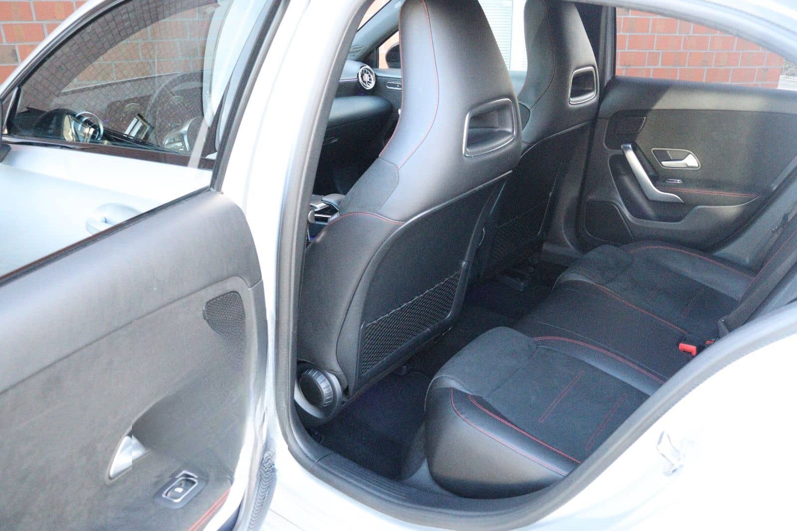 Mercedes-Benz A 250 AMG-Line LED Night-Paket Widescreen foto 20