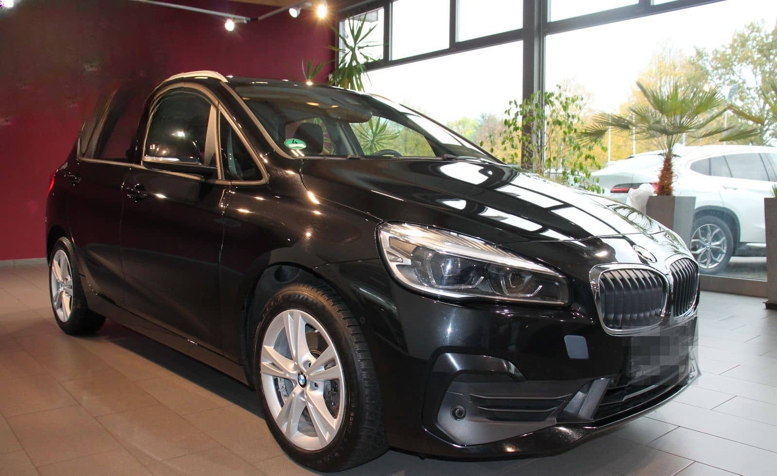 BMW 218 Active Tourer PDC Navi SHZ LED foto 1