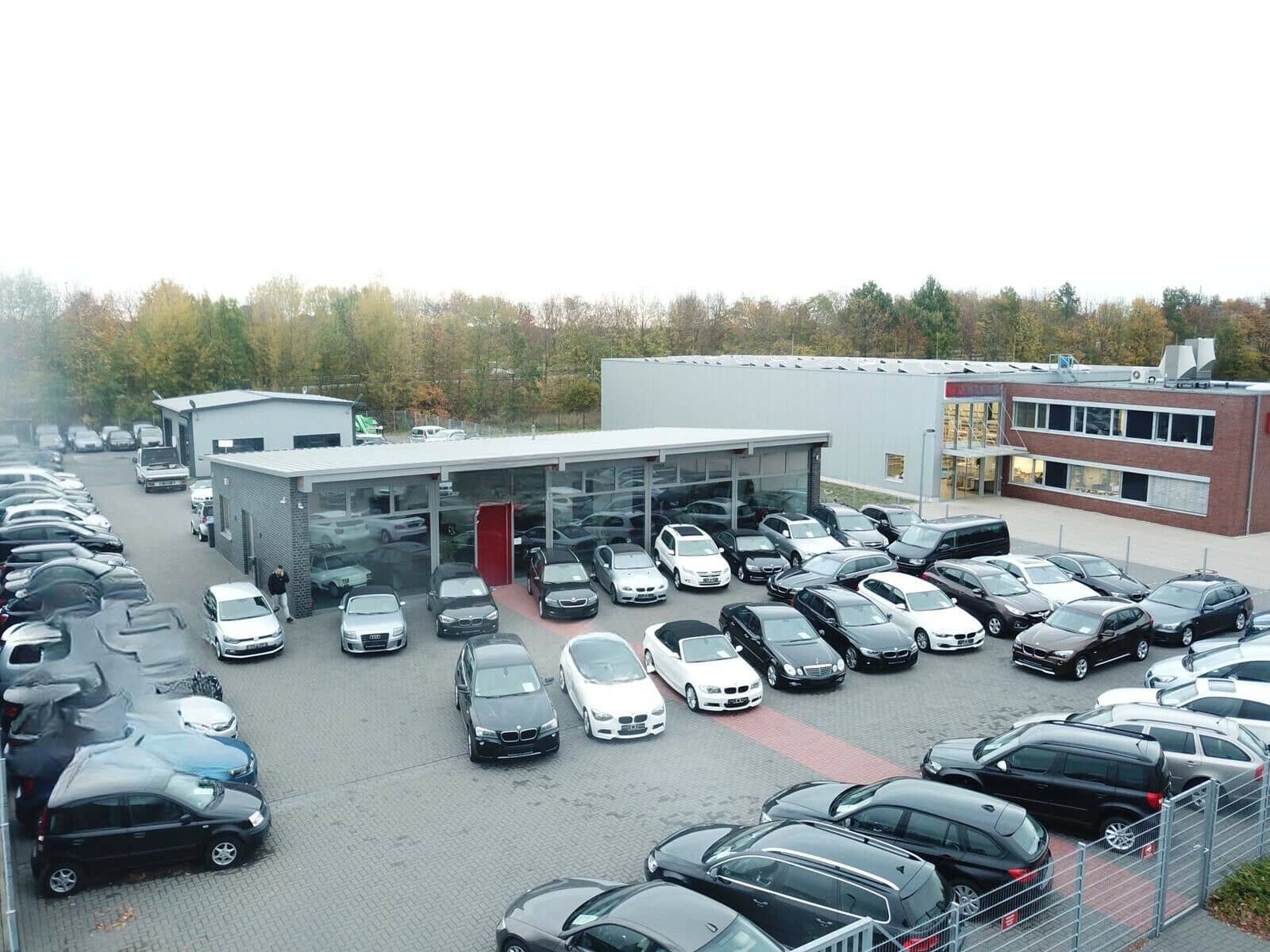 BMW 218 Active Tourer PDC Navi SHZ LED foto 17