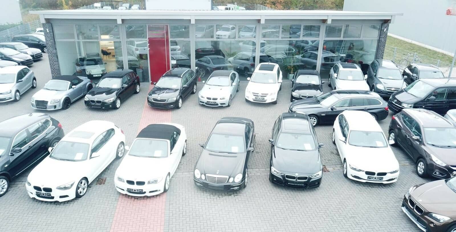 BMW 218 Active Tourer PDC Navi SHZ LED foto 19