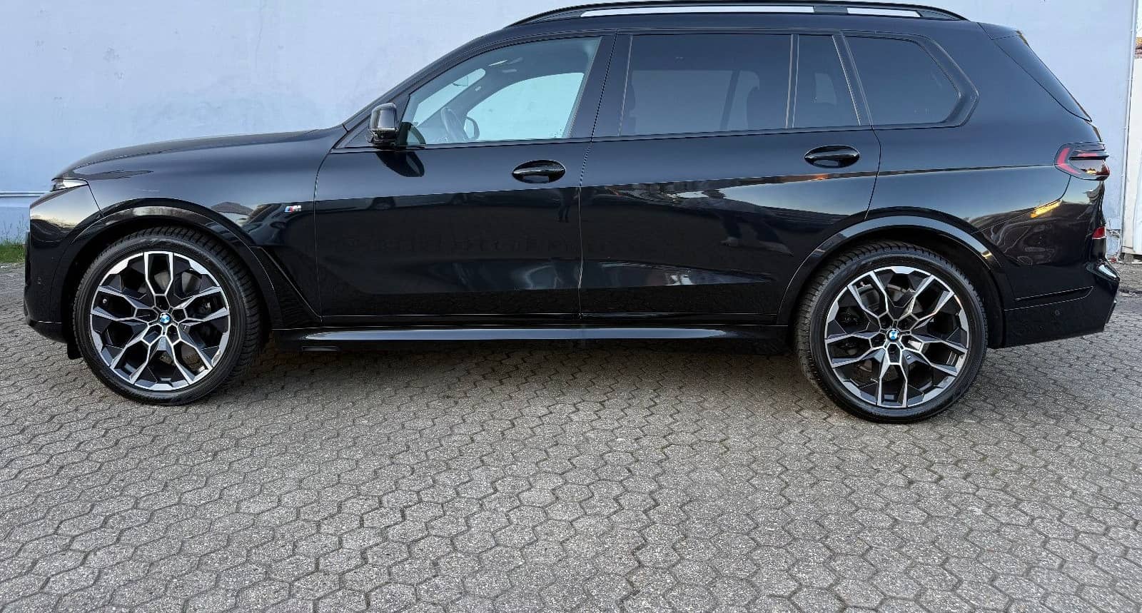 BMW X7 xDrive 40d MSport*ACC*PANO*AHK*Softclose*VOLL foto 4
