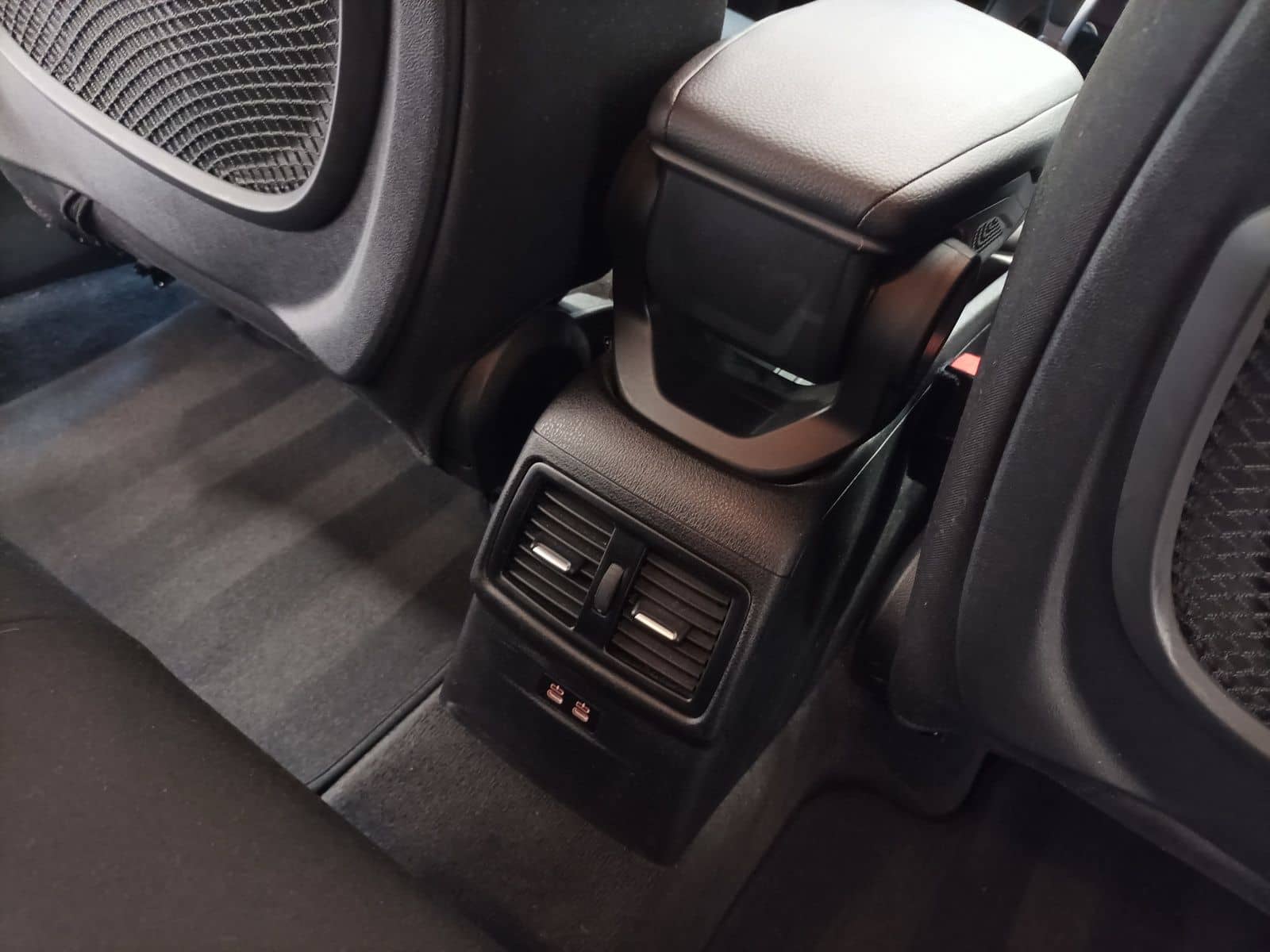 BMW X1 xDrive25e Navi|PDC|LED|Sitzhzg. foto 16