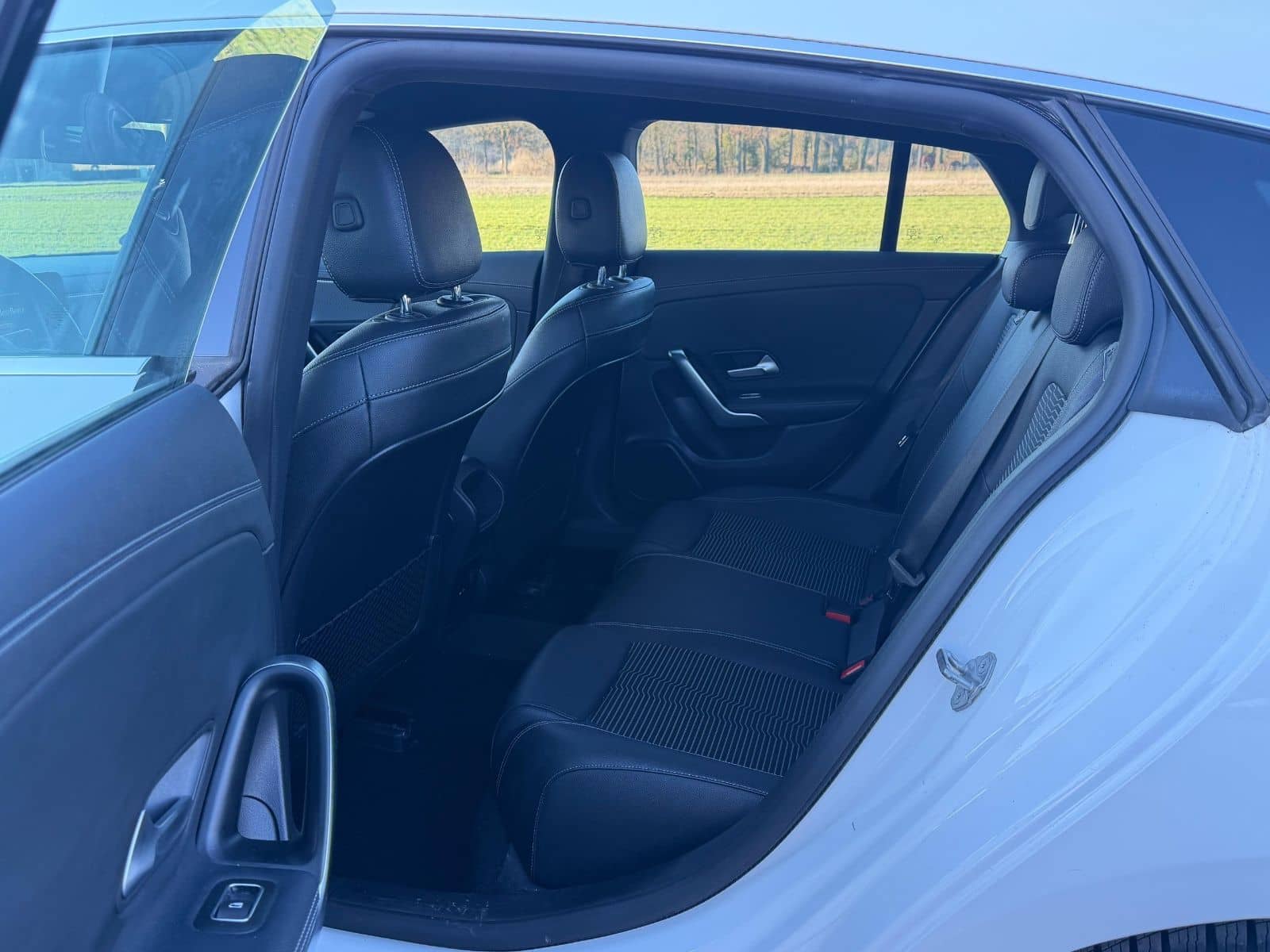 Mercedes-Benz CLA 200 Shooting Brake Progressive Elk. Heckklap foto 12