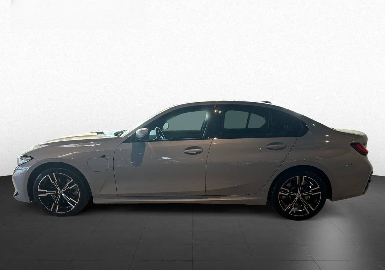 BMW 330e M Sport Limo Curved,H/K,DA,Kam,PA,Tempo LED foto 9