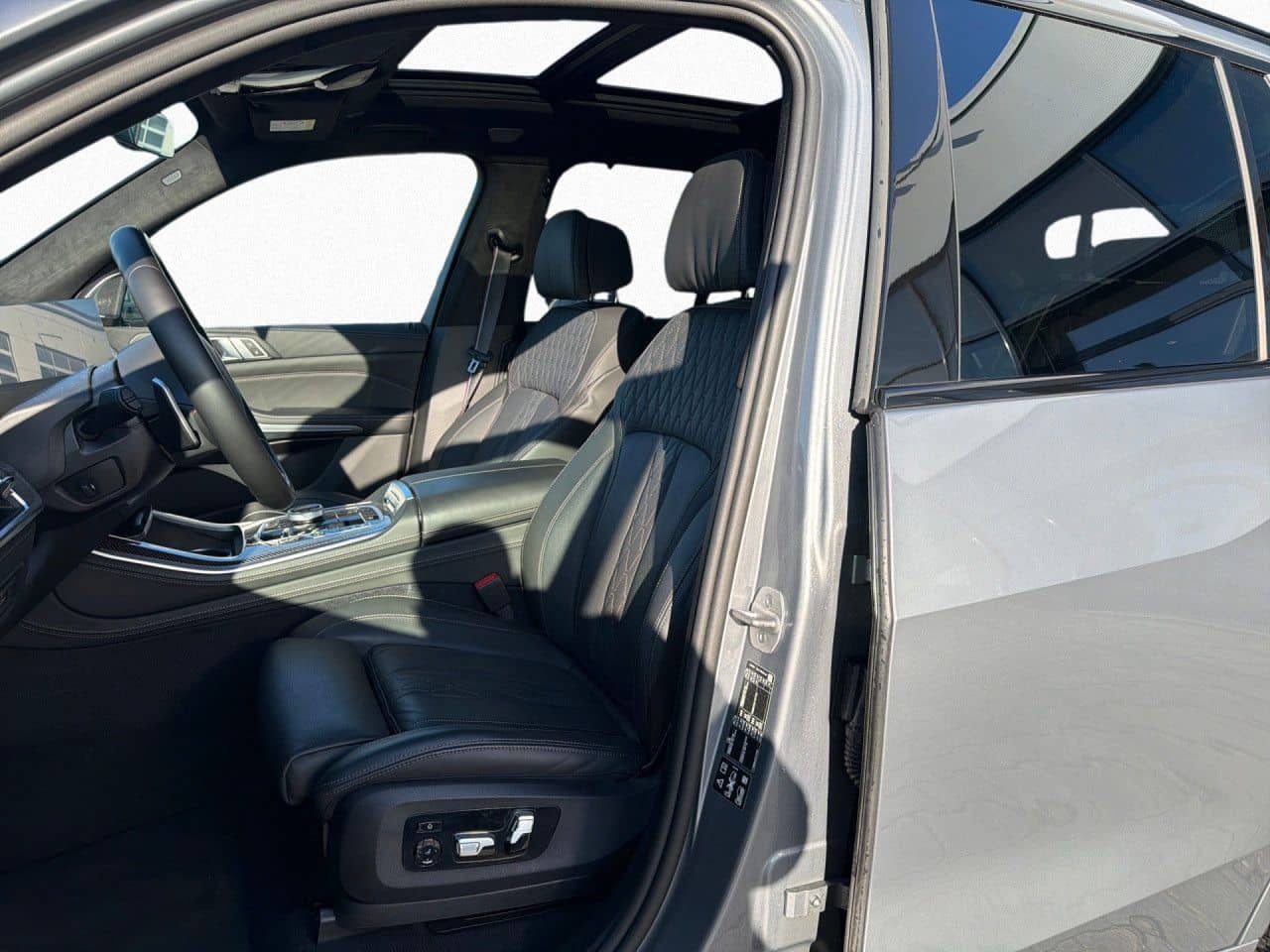 BMW X5 M60i xD M Sport AHK  NAVI   PaAssProf  4Klima foto 10