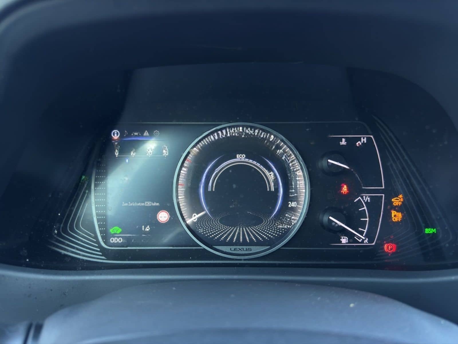 Lexus UX 250h Style SHZ Kamera Alu foto 11