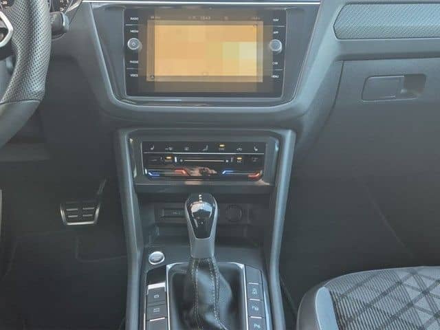 Volkswagen Tiguan R-Line 4Motion 2,0  TSI  DSG Matrix STHZ  foto 9
