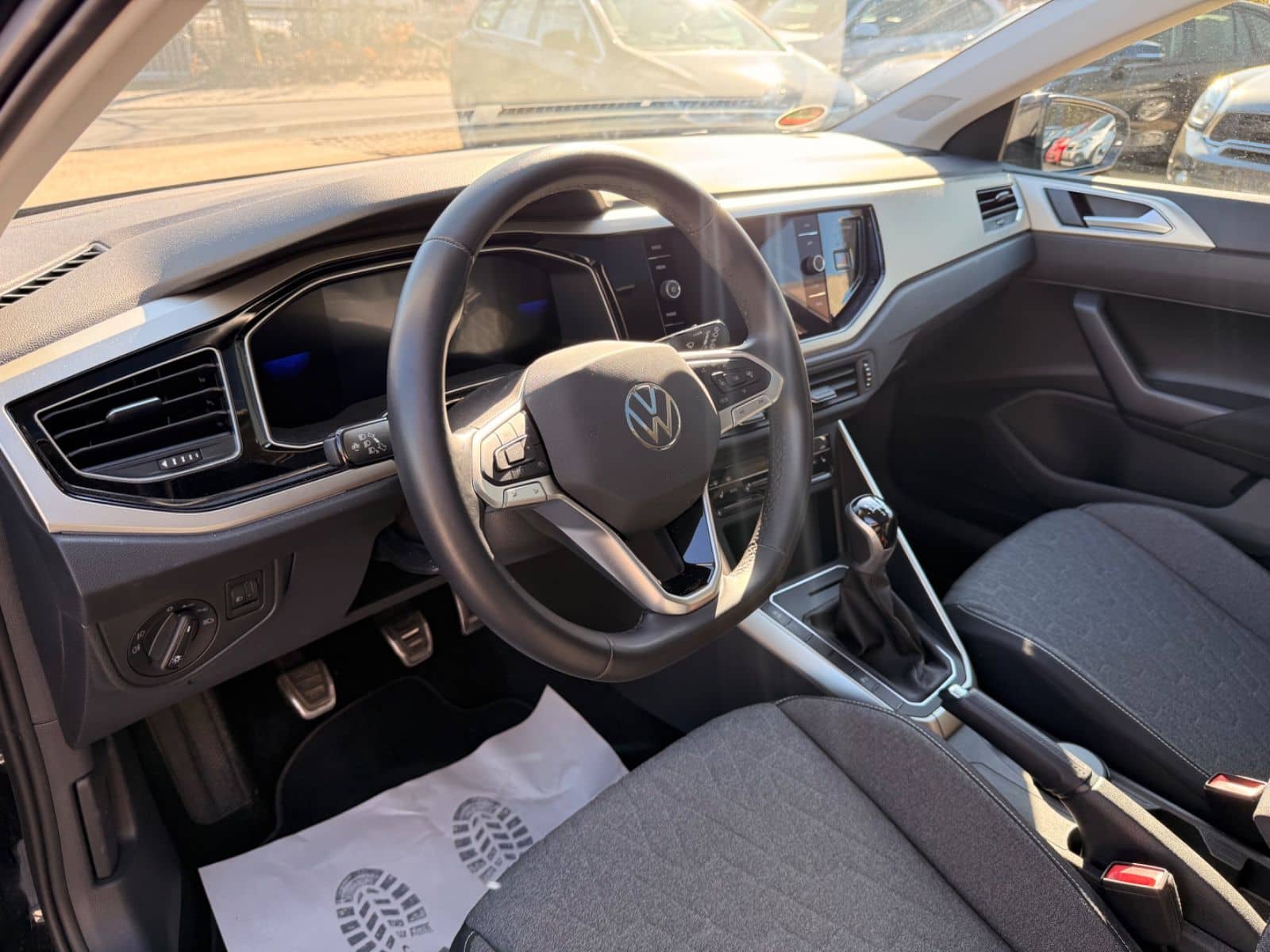 Volkswagen Polo VI Move *Schiebedach*Kamera* foto 9