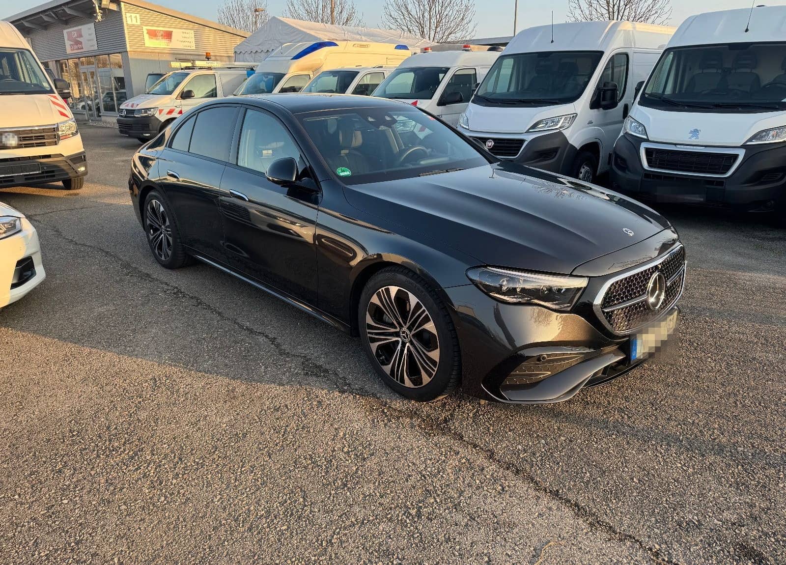 Mercedes-Benz E 450 E -Klasse Lim. E 450 d 4Matic AMG Line Pre foto 2