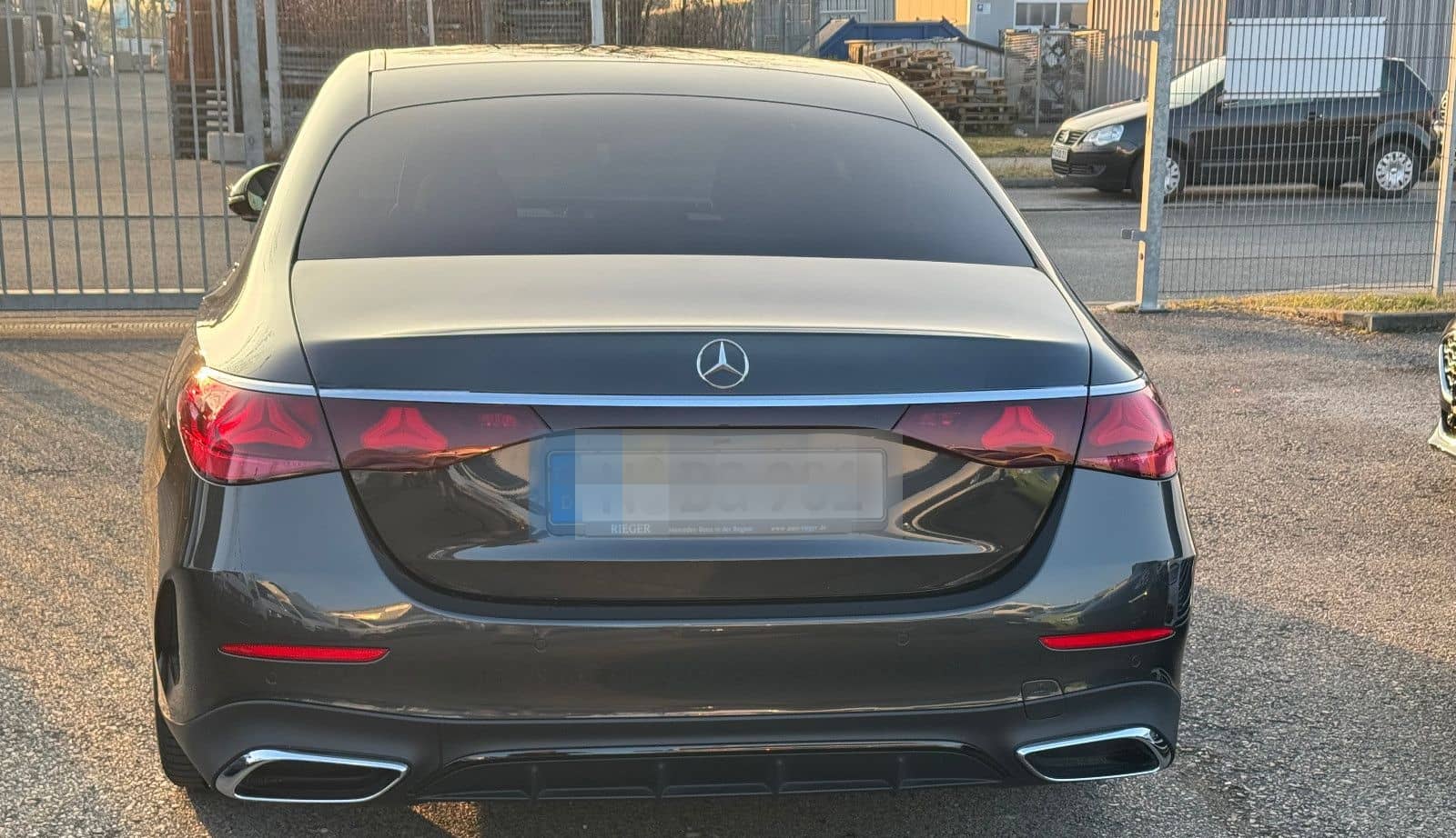 Mercedes-Benz E 450 E -Klasse Lim. E 450 d 4Matic AMG Line Pre foto 12