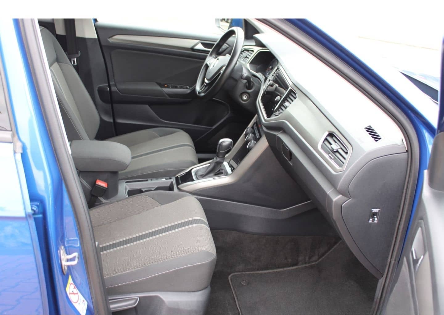 Volkswagen T-Roc Style Kamera Navi LED ACC Apple CarPlay An foto 8