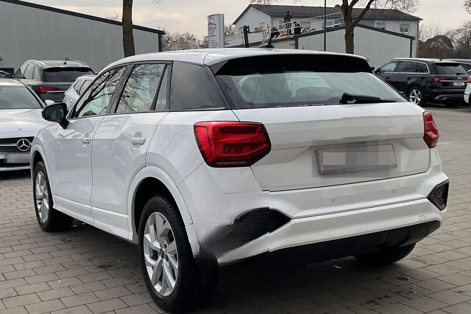 Audi Q2 35 TFSI advanced AHK DAB LED Klima Navi RFK foto 3