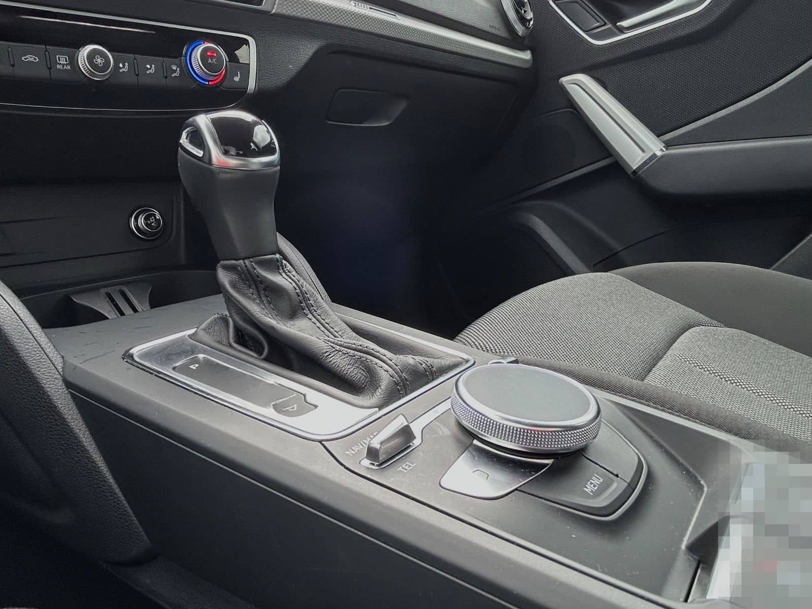 Audi Q2 35 TFSI advanced AHK DAB LED Klima Navi RFK foto 25