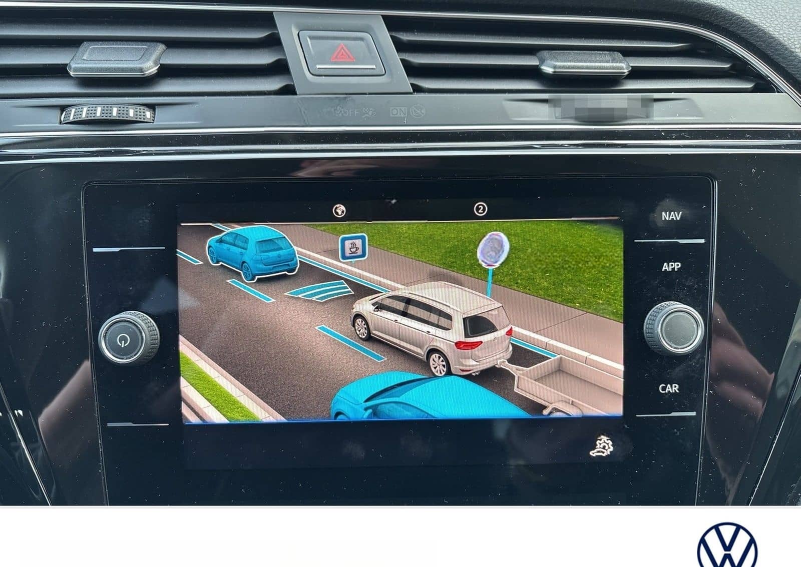 Volkswagen Touran 2.0 HIGHLINE AHK CAM ACC LM17 EKLAPPE NAV foto 16