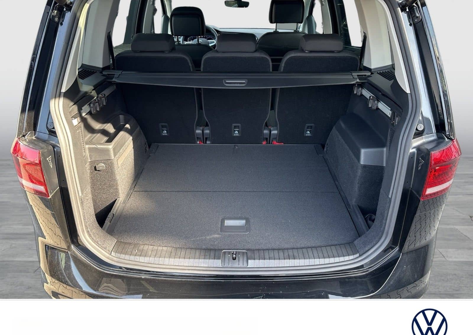 Volkswagen Touran 2.0 HIGHLINE AHK CAM ACC LM17 EKLAPPE NAV foto 20