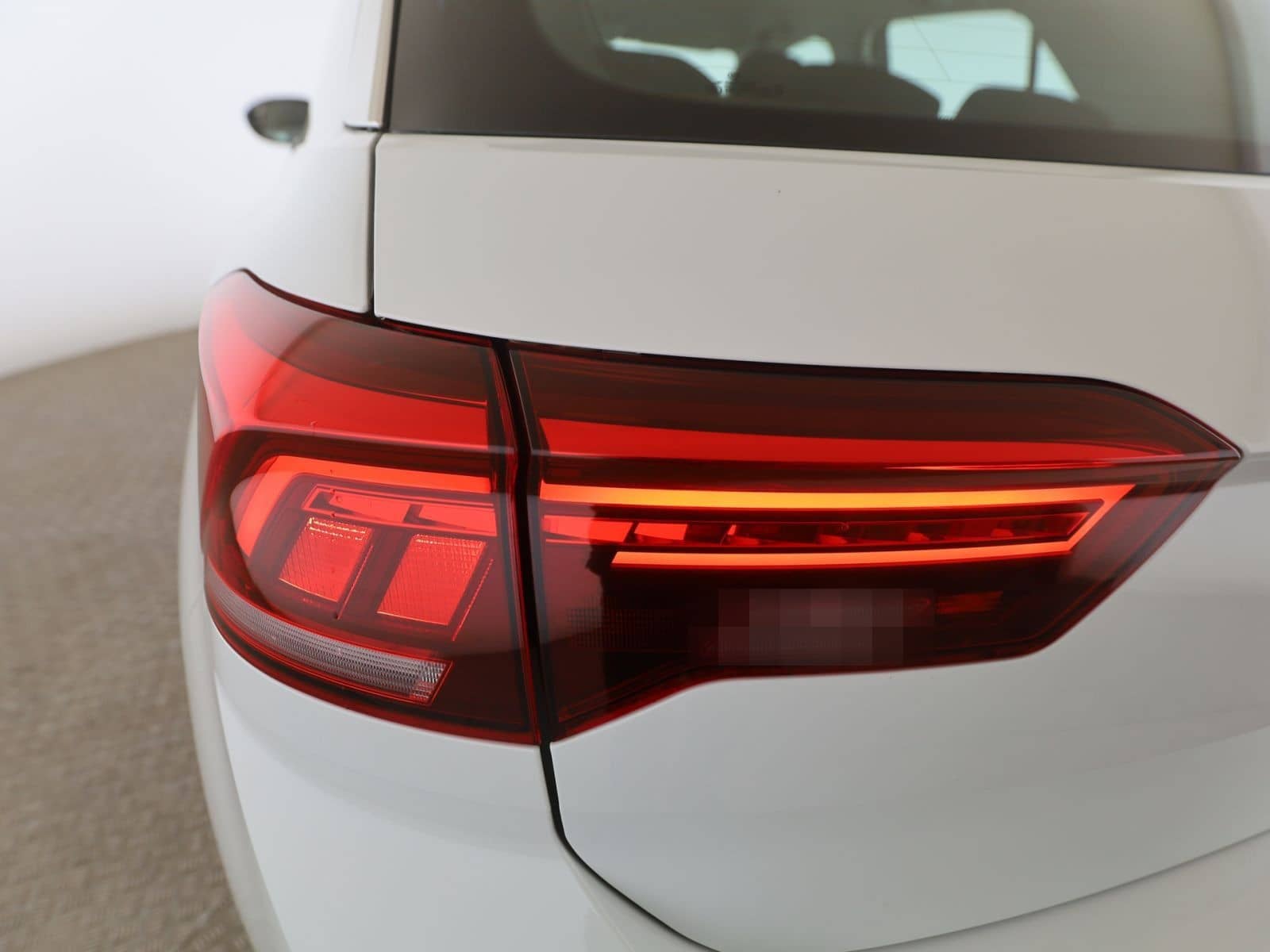 Volkswagen T-Roc 1.5 TSI Style AHK+LED+RFK+Navi+AppleCar foto 10